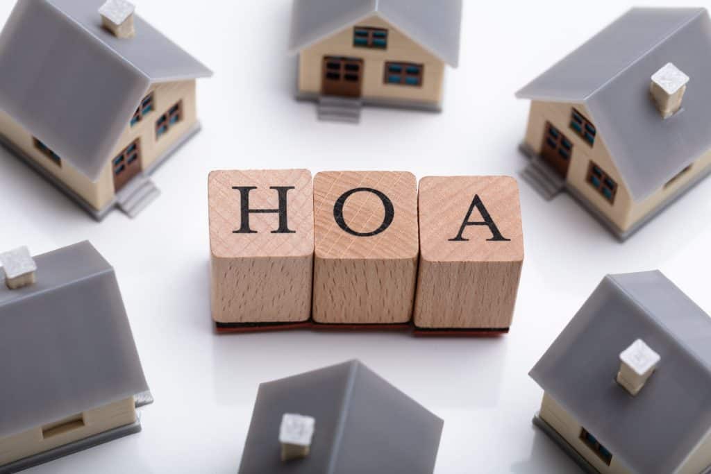 House models around HOA blocks