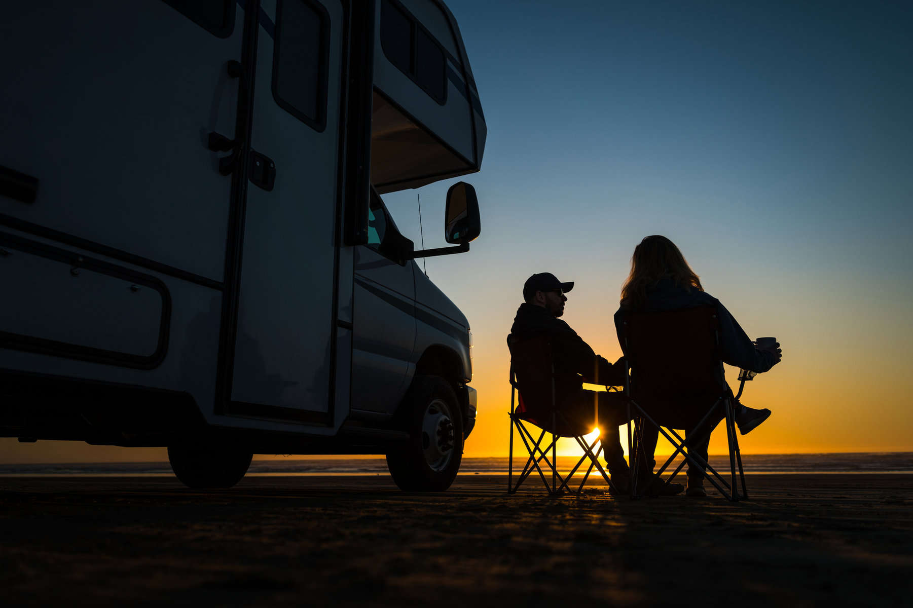 7 Best RVs for Boondocking